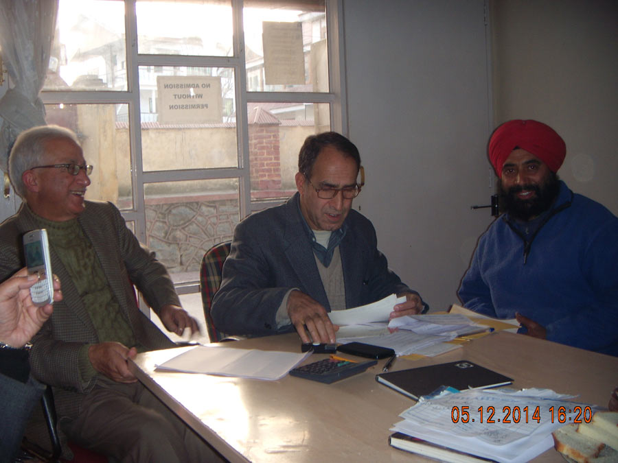 DISTRIBUTION OF FLOOD RELIEF AT MASJID MUSTAFAA SUTHRA SHAHI
