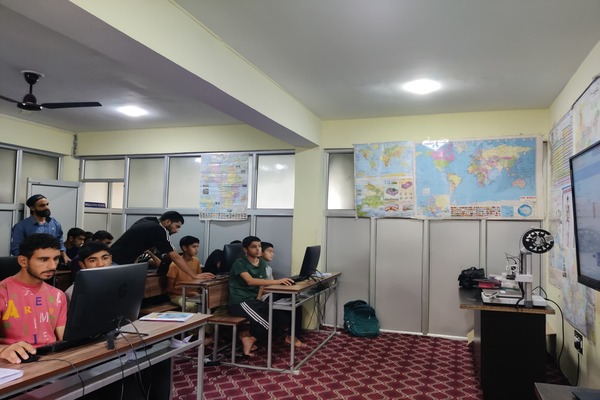 3D Printing Workshop at CHINAR Kashmir Home