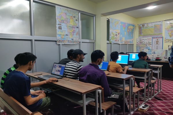 3D Printing Workshop at CHINAR Kashmir Home