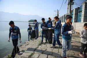 CK Home Students Join Cleanliness Drive at Dal Lake